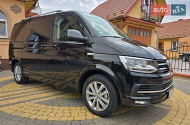 Минивэн Volkswagen Multivan 2016 в 