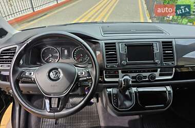 Минивэн Volkswagen Multivan 2016 в 