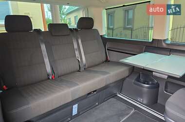 Минивэн Volkswagen Multivan 2016 в 