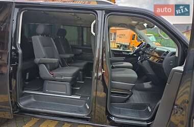 Минивэн Volkswagen Multivan 2016 в 