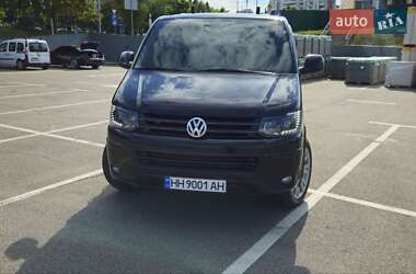 Минивэн Volkswagen Multivan 2013 в 