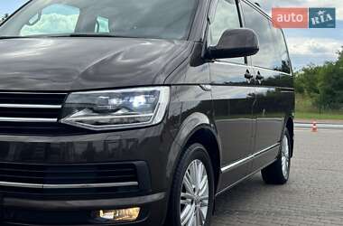 Минивэн Volkswagen Multivan 2016 в 
