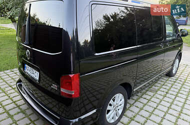 Минивэн Volkswagen Multivan 2015 в 