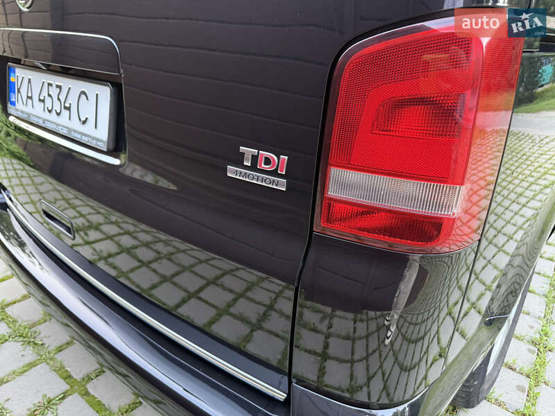 Минивэн Volkswagen Multivan 2015 в Броварах