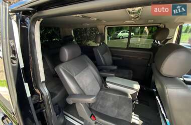 Минивэн Volkswagen Multivan 2011 в 