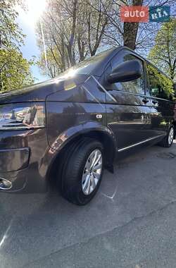 Минивэн Volkswagen Multivan 2013 в Киеве