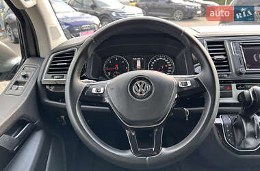 Минивэн Volkswagen Multivan 2018 в 