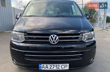 Минивэн Volkswagen Multivan 2011 в 