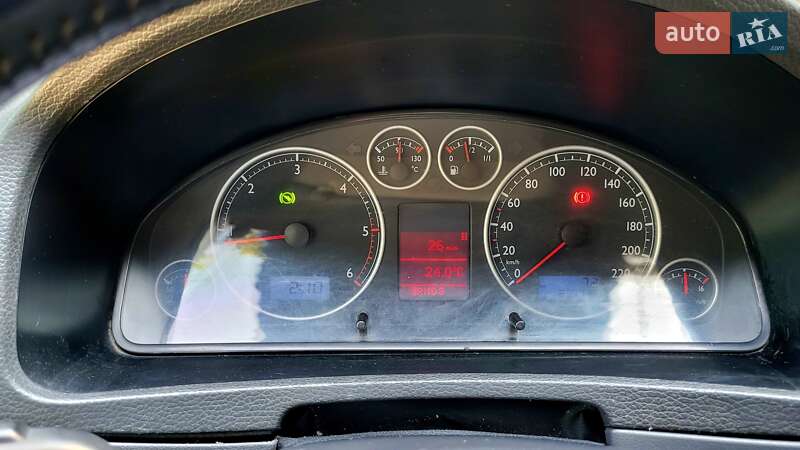 Минивэн Volkswagen Multivan 2006 в Киеве