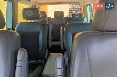 Минивэн Volkswagen Multivan 2006 в 