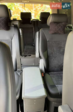 Минивэн Volkswagen Multivan 2006 в 