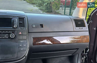 Минивэн Volkswagen Multivan 2015 в 