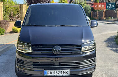 Минивэн Volkswagen Multivan 2016 в 