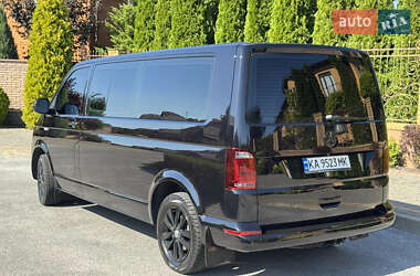 Минивэн Volkswagen Multivan 2016 в 