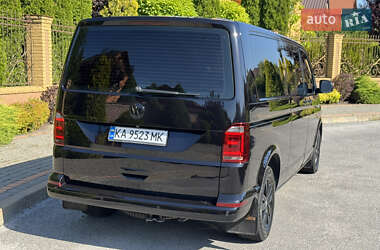 Минивэн Volkswagen Multivan 2016 в 
