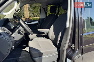 Минивэн Volkswagen Multivan 2016 в 