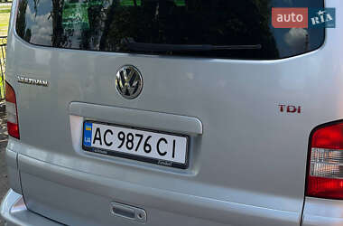 Минивэн Volkswagen Multivan 2009 в 