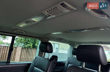 Минивэн Volkswagen Multivan 2009 в 
