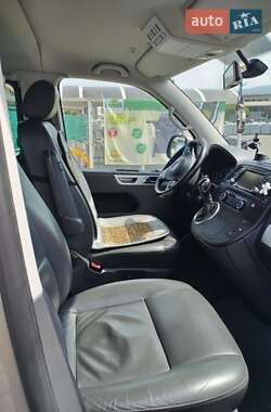 Минивэн Volkswagen Multivan 2012 в 