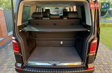 Минивэн Volkswagen Multivan 2016 в 