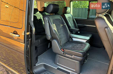 Минивэн Volkswagen Multivan 2016 в 