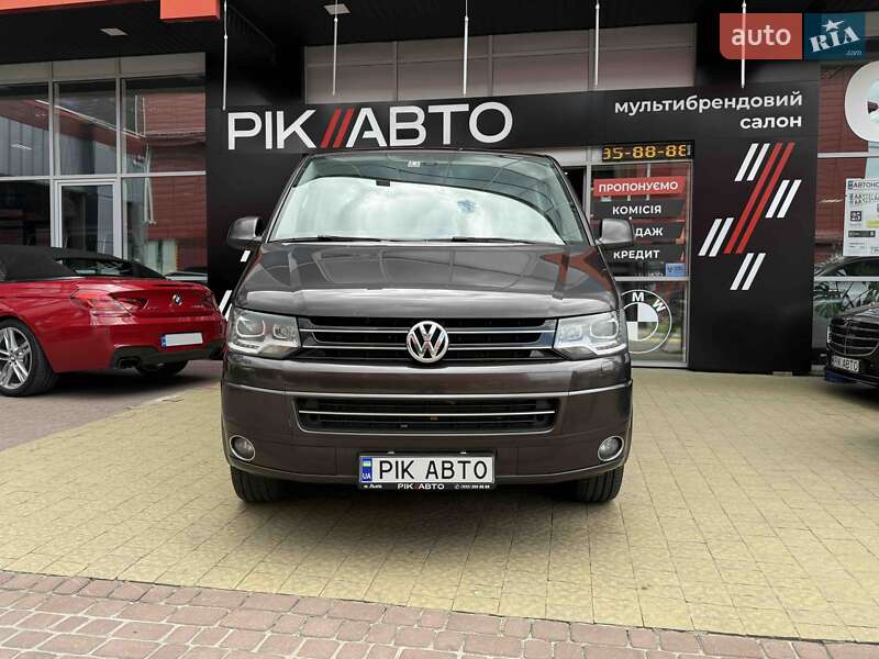 Минивэн Volkswagen Multivan 2014 в Львове