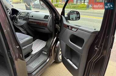 Минивэн Volkswagen Multivan 2014 в 