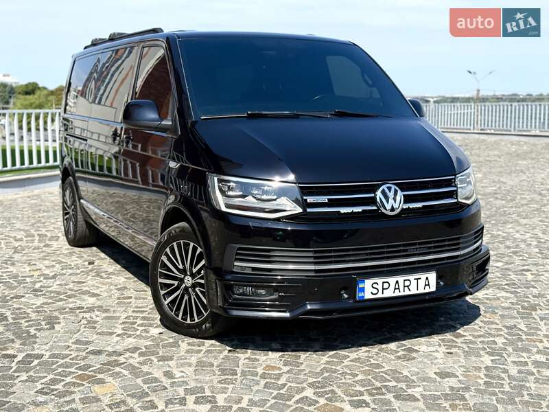 Минивэн Volkswagen Multivan 2016 в 