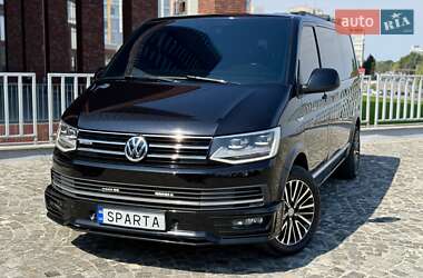 Минивэн Volkswagen Multivan 2016 в 