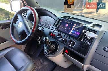 Минивэн Volkswagen Multivan 2004 в 