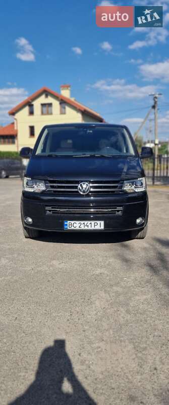 Мінівен Volkswagen Multivan 2013 в Львові