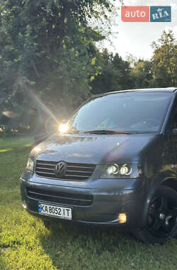 Минивэн Volkswagen Multivan 2008 в 
