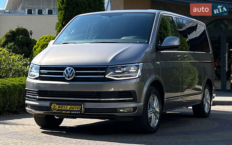 Минивэн Volkswagen Multivan 2017 в Львове