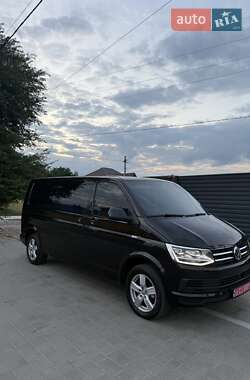 Минивэн Volkswagen Multivan 2019 в 