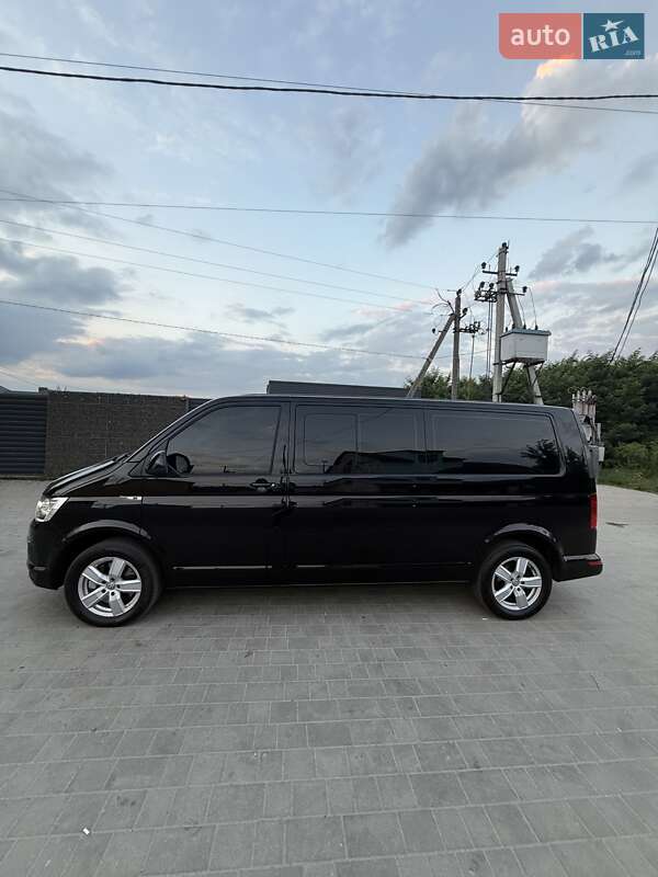 Минивэн Volkswagen Multivan 2019 в 