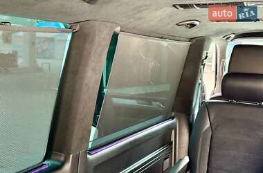 Минивэн Volkswagen Multivan 2016 в 