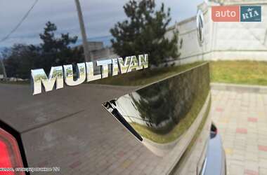 Минивэн Volkswagen Multivan 2018 в 