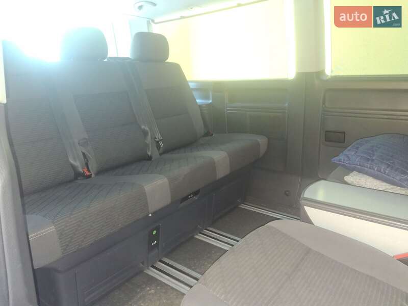 Минивэн Volkswagen Multivan 2012 в Днепре
