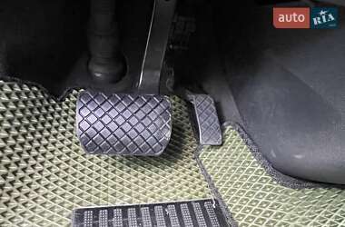 Минивэн Volkswagen Multivan 2018 в 