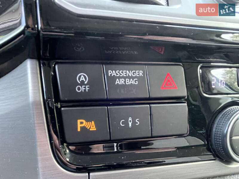 Минивэн Volkswagen Multivan 2018 в Киеве фото 17 Минивэн Volkswagen Multivan 2018 в Киеве