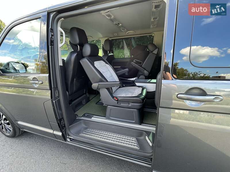 Минивэн Volkswagen Multivan 2018 в Киеве фото 35 Минивэн Volkswagen Multivan 2018 в Киеве