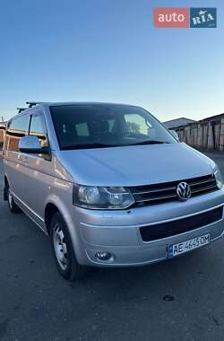 Минивэн Volkswagen Multivan 2012 в 