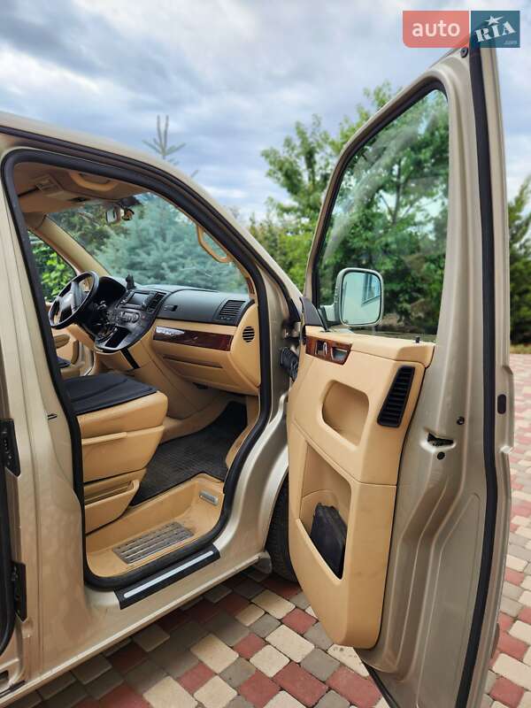 Минивэн Volkswagen Multivan 2004 в Одессе