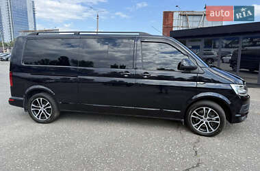 Минивэн Volkswagen Multivan 2012 в 