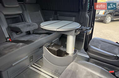 Минивэн Volkswagen Multivan 2012 в 