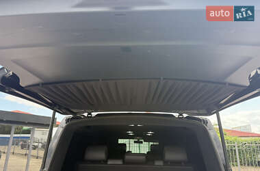 Минивэн Volkswagen Multivan 2012 в 