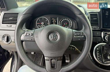 Минивэн Volkswagen Multivan 2012 в 