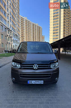 Мінівен Volkswagen Multivan 2010 в Одесі