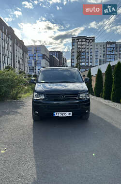 Минивэн Volkswagen Multivan 2012 в 