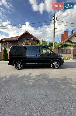 Минивэн Volkswagen Multivan 2012 в 
